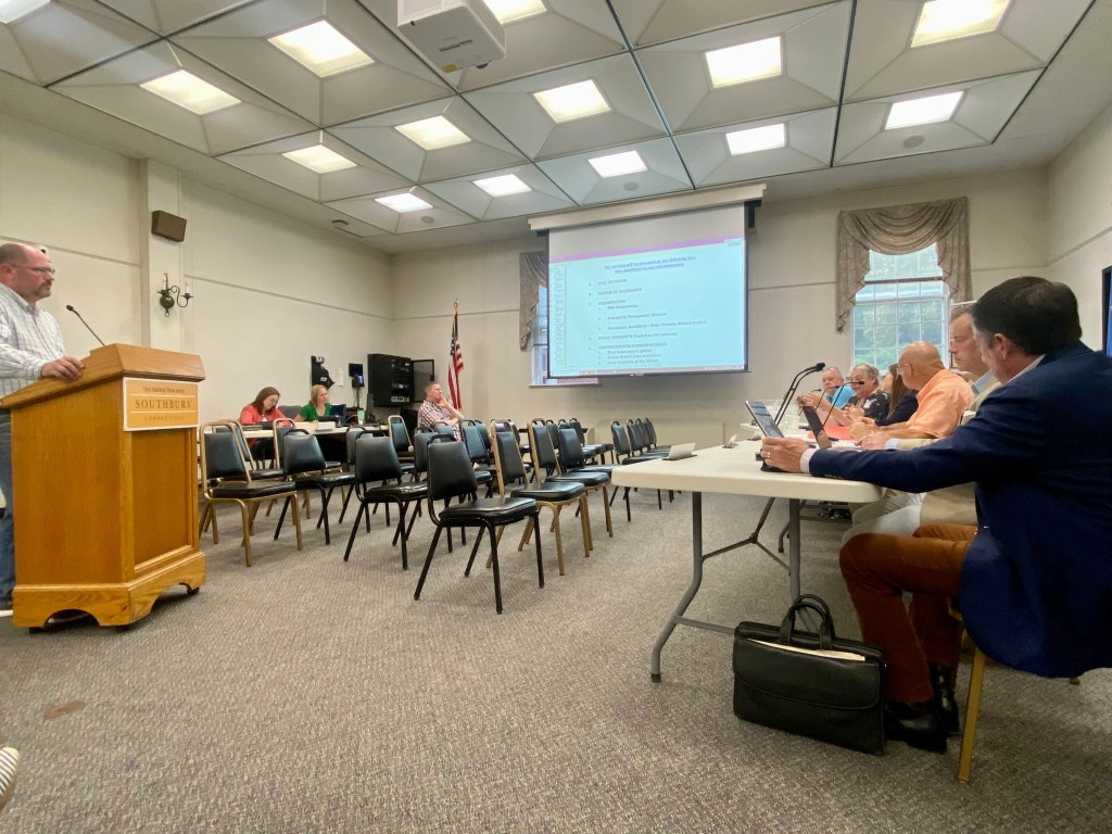 Southbury Weighs New Public Safety Committee, EMS Oversight Could&nbsp;End