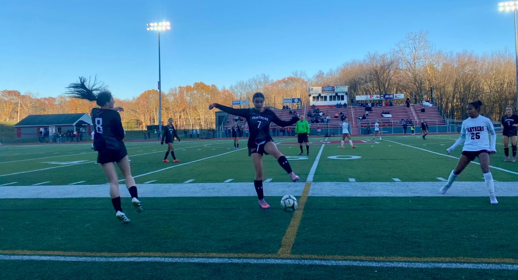 Pomperaug Girls Win 7-5 in Penalty Kicks to Move On in Class&nbsp;L