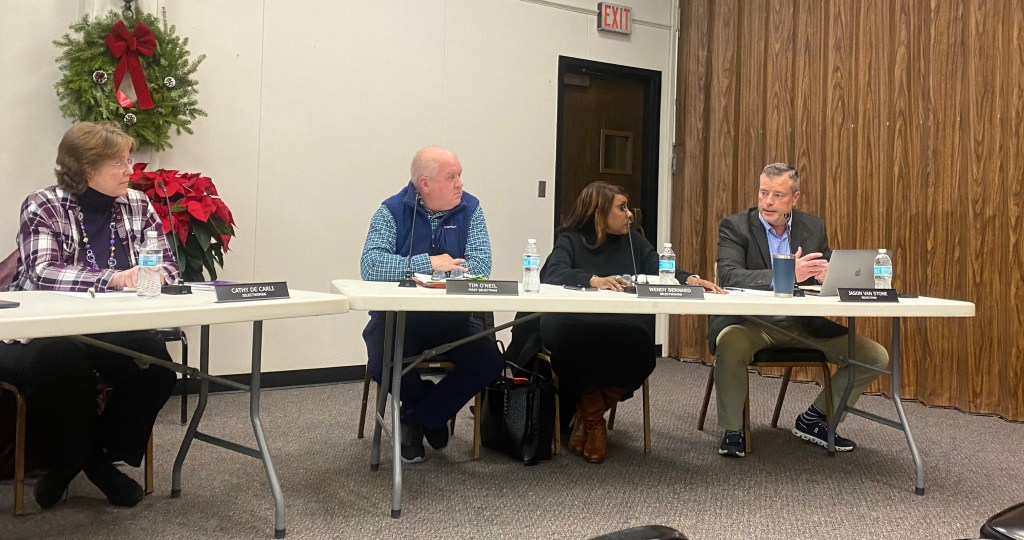 Selectmen Revisit Economic Development Role, Parks Funding, America 250 Initiatives